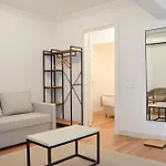 Nixie Hotel *