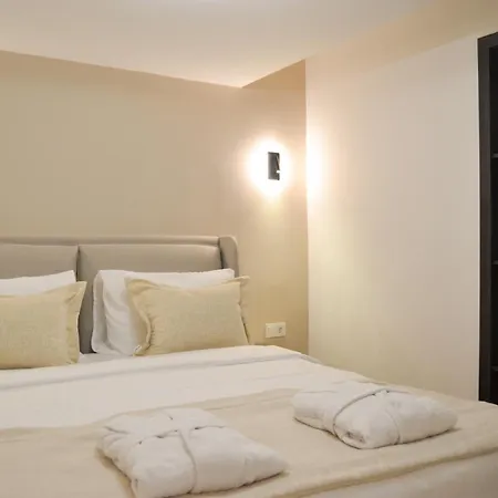 Nixie Hotel