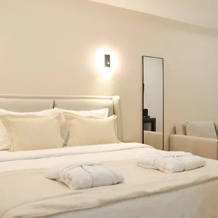 Nixie Hotel