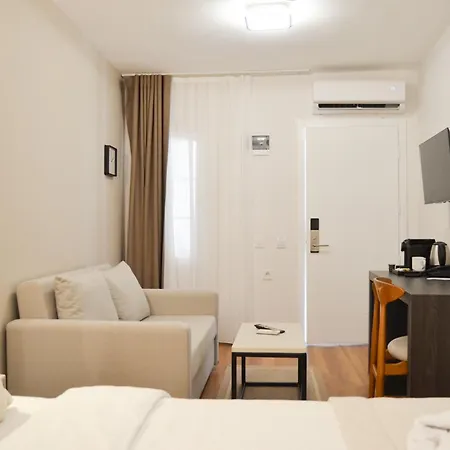 Hotel Nixie